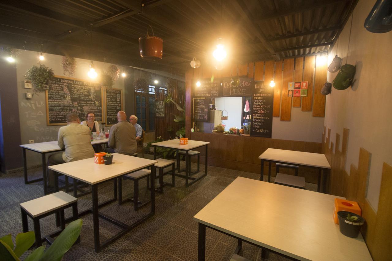 Dong Paloh Hostel Munduk Eksteriør bilde